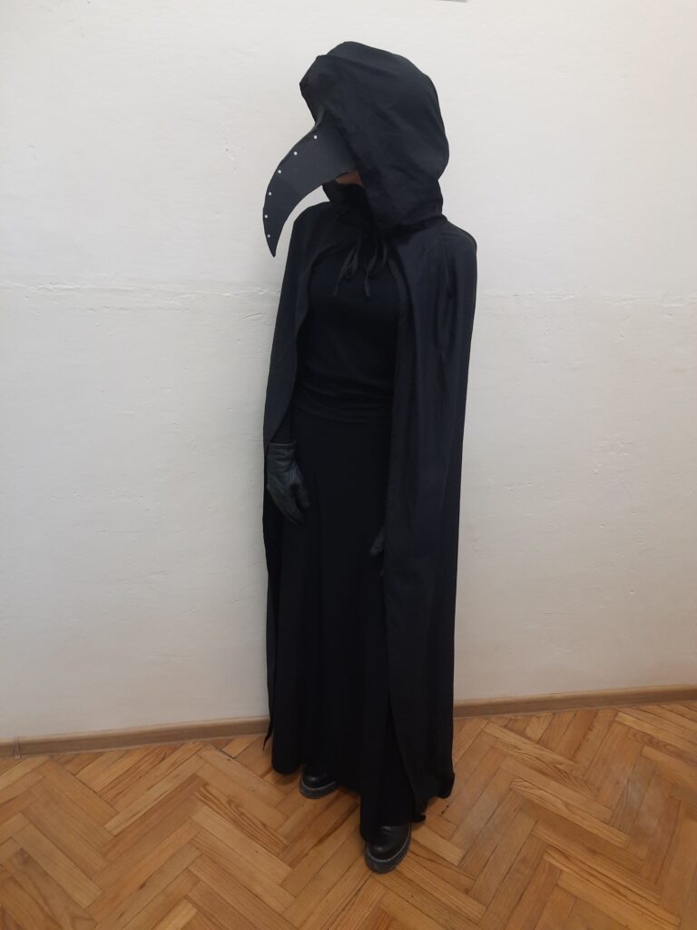 zdjęcie przedstawia grupę osób